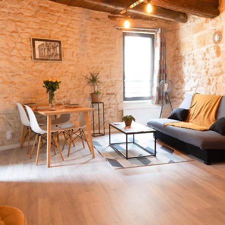 Immeuble 3 Apparts Centre Historique St Gilles Maisoncarreeconciergerie Saint-Gilles  Kültér fotó