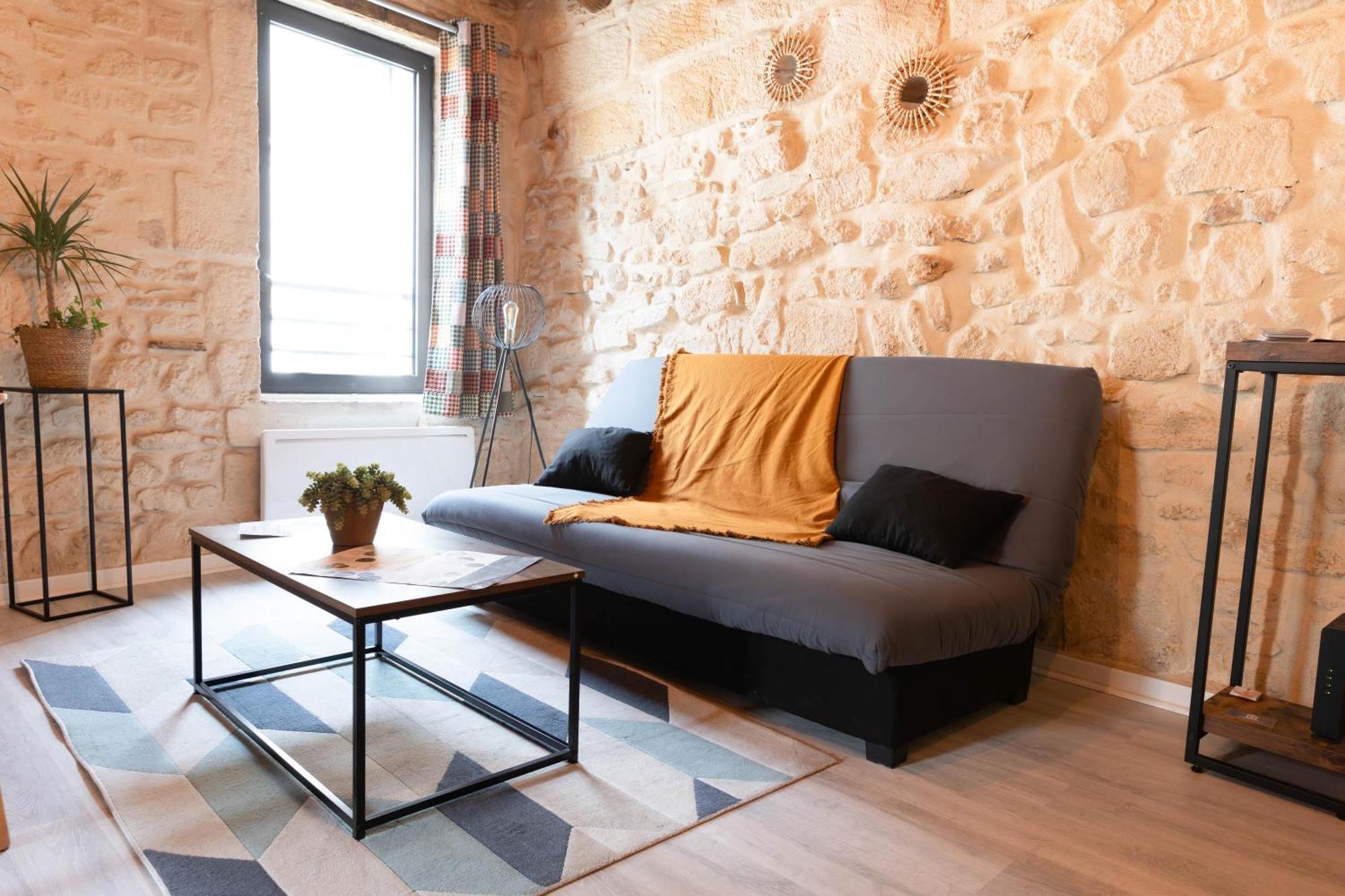 Immeuble 3 Apparts Centre Historique St Gilles Maisoncarreeconciergerie Saint-Gilles  Kültér fotó